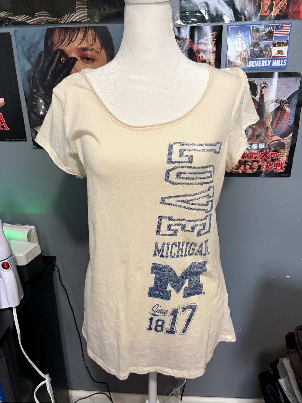 Knights Apparel Cream Michigan Scoop Neck Tee with Navy Graphic